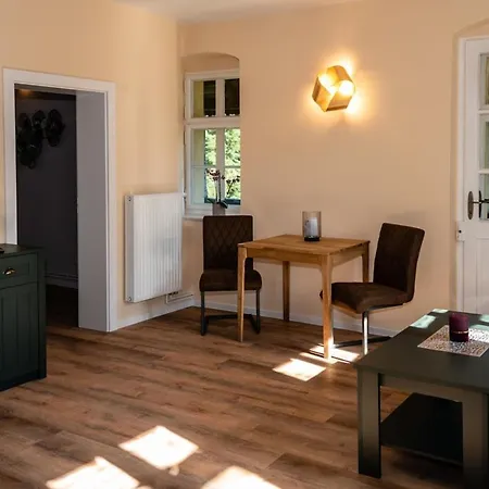 Apartment Kavalierhaus Im Rhododendronpark Kromlau Gablenz