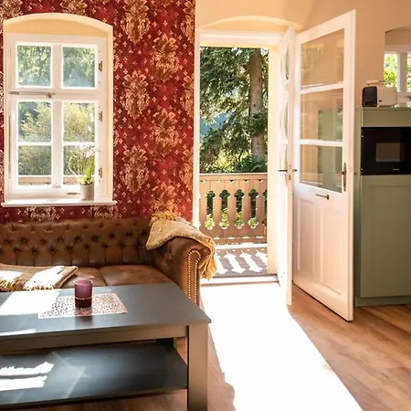 Kavalierhaus Im Rhododendronpark Kromlau * Gablenz