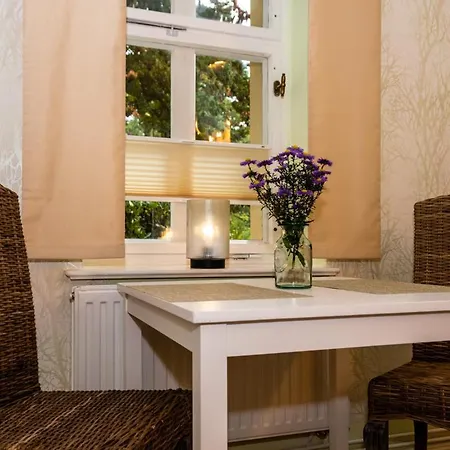 Kavalierhaus Im Rhododendronpark Kromlau Apartamento *