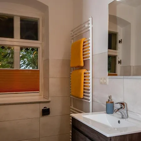 Kavalierhaus Im Rhododendronpark Kromlau Daire